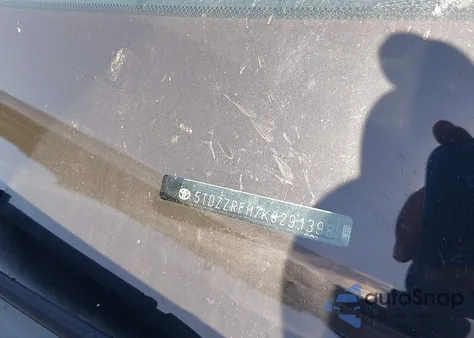 2019 Toyota Highlander Le Plus from USA, damaged, VIN 5TDZZRFH7KS291398